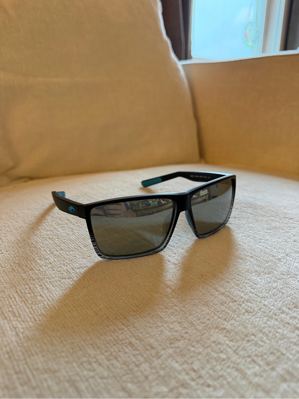 Costa Rincon with Sliver Mirror 580G